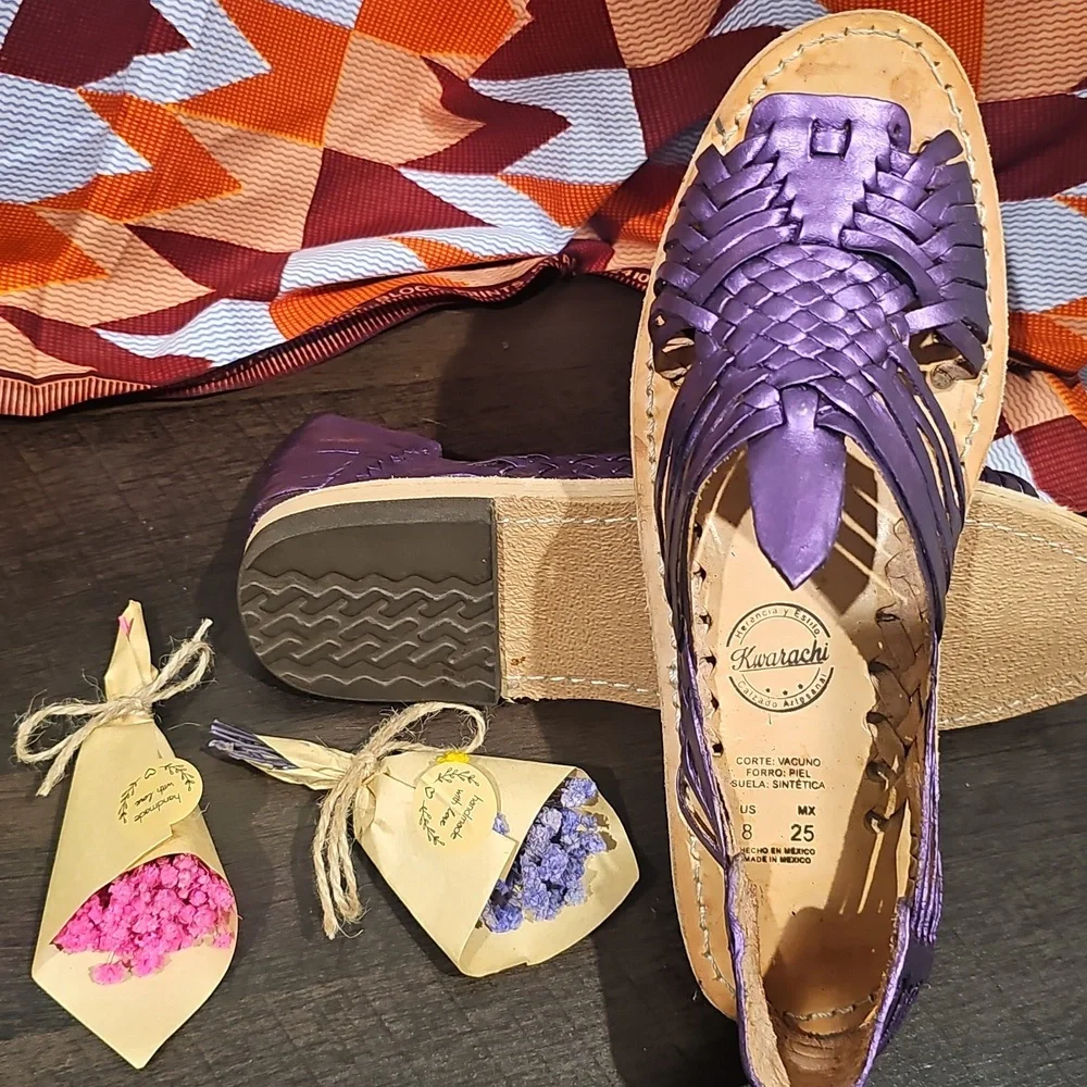 Purple Leather Ladies Shoes Size 8 New, Has'nt Been Worn - Picture 6 of 8